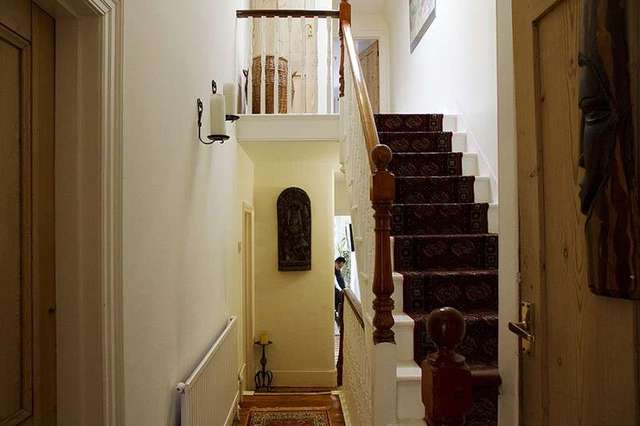  Image of 4 Bedroom Flat for sale at Glendale Avenue  Wood Green, N22 5AH