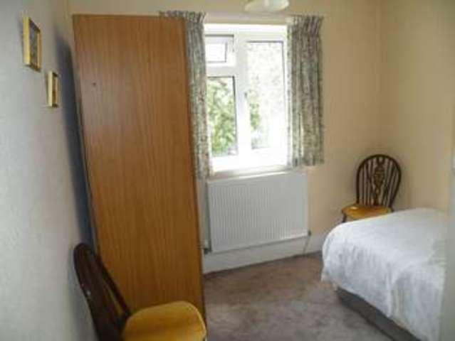  Image of 3 Bedroom Detached for sale at Green Lane Hucclecote Gloucester, GL3 3QU