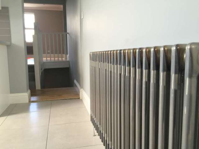  Image of 1 Bedroom Flat for sale at Grove Green Road Leytonstone London, E11 4AA