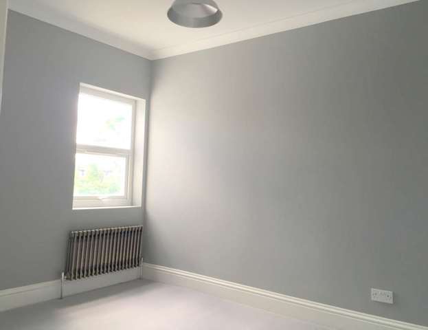  Image of 1 Bedroom Flat for sale at Grove Green Road Leytonstone London, E11 4AA