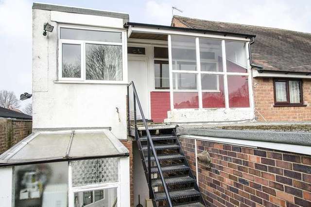  Image of 2 Bedroom Flat to rent at Hagley Road West Quinton Birmingham, B32 1DJ