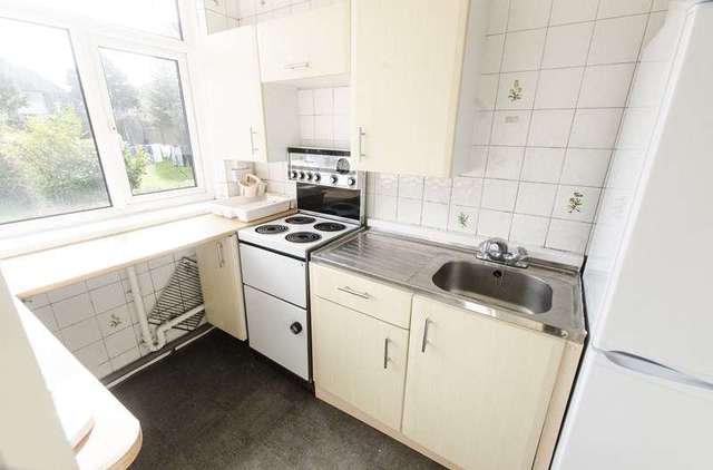  Image of 2 Bedroom Flat to rent at Hagley Road West Quinton Birmingham, B32 1DJ