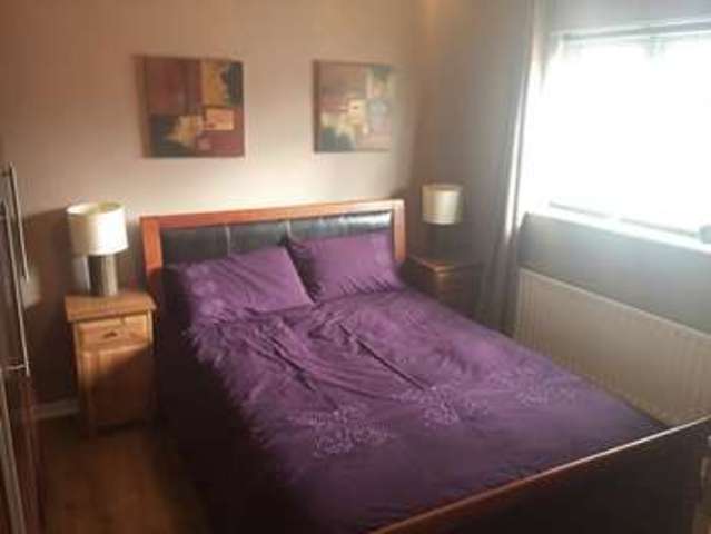  Image of 4 Bedroom Semi-Detached to rent at Hallam Crescent  Wolverhampton, WV10 9YA