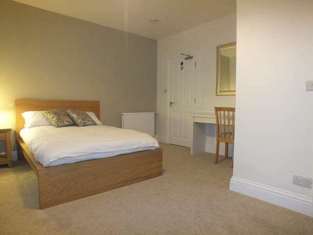 Image of 1 Bedroom Detached to rent at Reading Berkshire Reading, RG1 5RD
