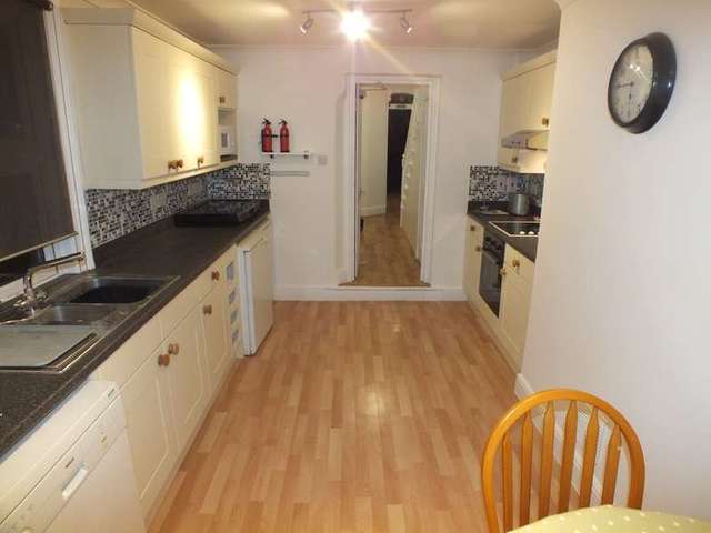  Image of 1 Bedroom Detached to rent at Reading Berkshire Reading, RG1 5RD