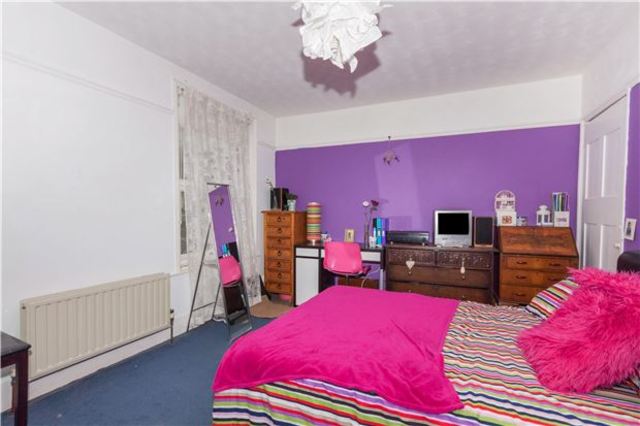  Image of 3 Bedroom Terraced for sale at East Sussex, TN35 5NG