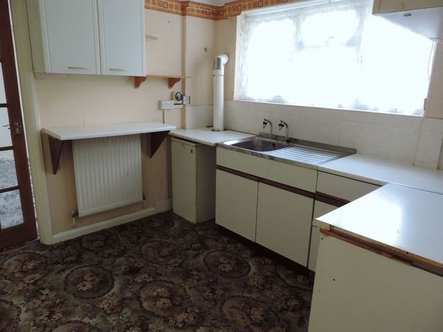  Image of 3 Bedroom Semi-Detached to rent at School Lane Carlton Bedford, MK43 7LF