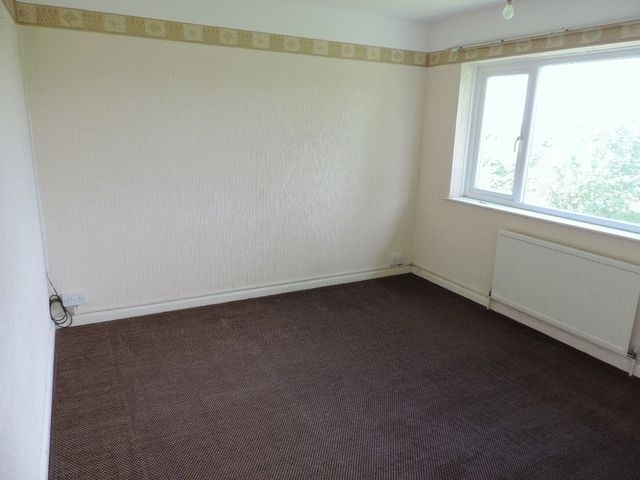  Image of 3 Bedroom Semi-Detached to rent at School Lane Carlton Bedford, MK43 7LF