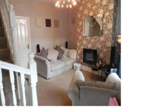  Image of 3 Bedroom Detached to rent at Ellesmere Port, CH65 8BL