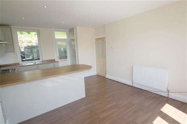 Image of 3 Bedroom Semi-Detached for sale at Sowerby Bridge, HX6 2RP