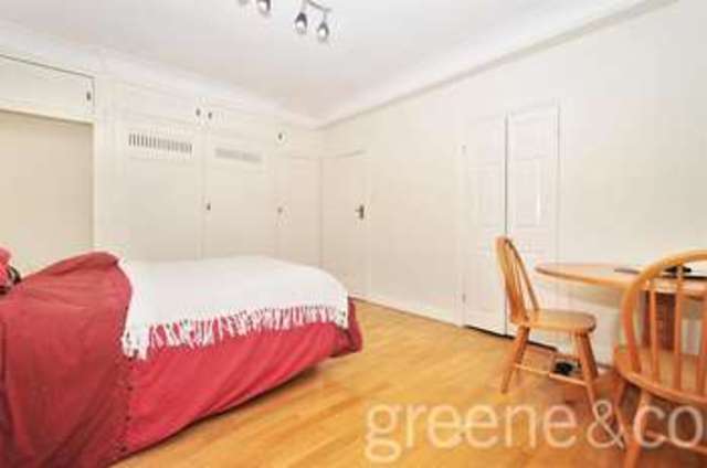  Image of Detached to rent at Belsize Grove Belsize Park Belsize Park, NW3 4TT