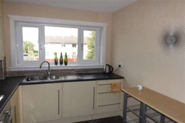  Image of 2 Bedroom Flat to rent at Glasgow, G72 8RH