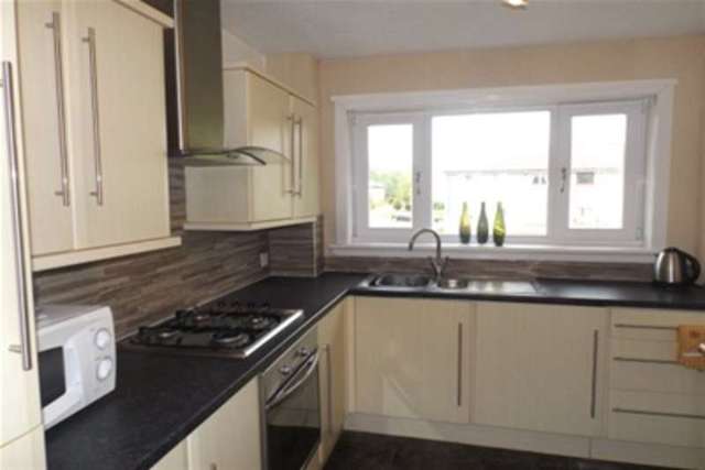  Image of 2 Bedroom Flat to rent at Glasgow, G72 8RH