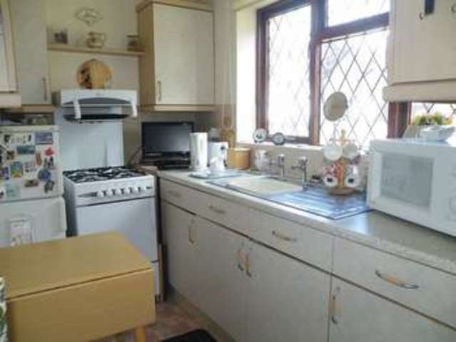  Image of 2 Bedroom Retirement Property for sale at Hucclecote Road  Gloucester, GL3 3SR