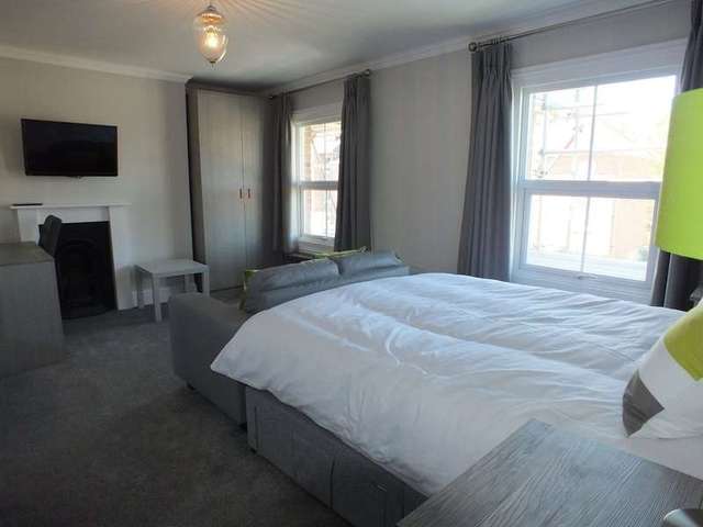  Image of 1 Bedroom Detached to rent at Reading Berkshire Reading, RG1 7RS