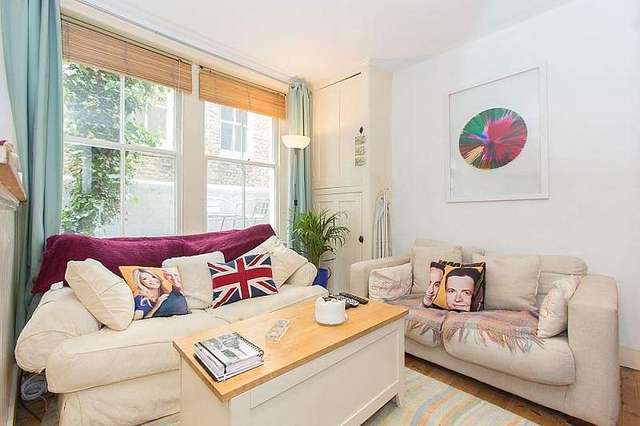  Image of 3 Bedroom Flat to rent at 191 Latchmere Road  Battersea, SW11 2LA