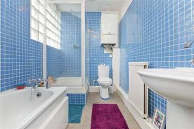  Image of 2 Bedroom Flat to rent at London Fields London Dalston, E8 3LS