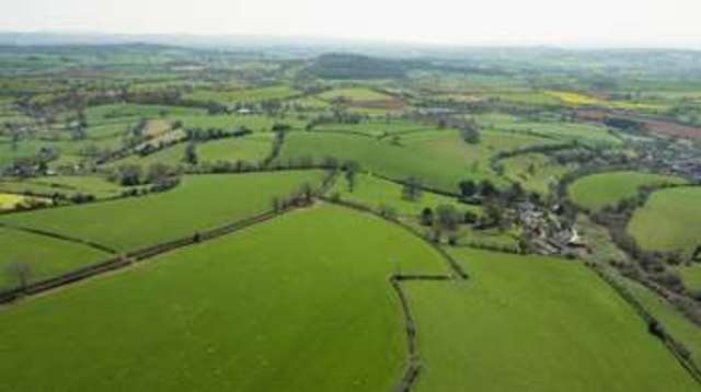  Image of 3 Bedroom Detached for sale at Silverton Exeter, EX5 4JT