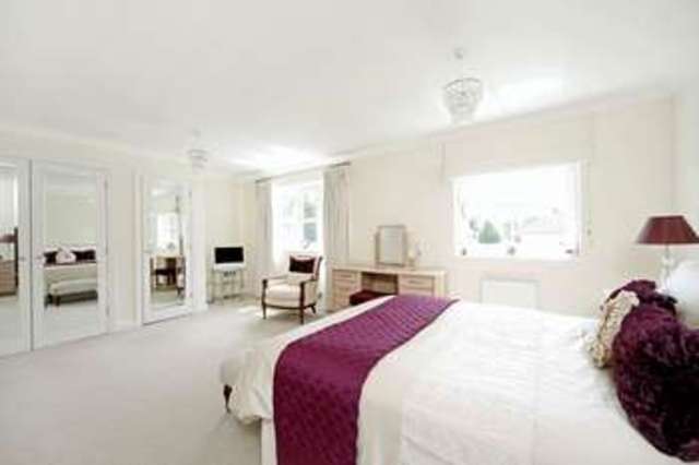  Image of 4 Bedroom Detached for sale at Pinehurst  Egham, TW20 0HQ