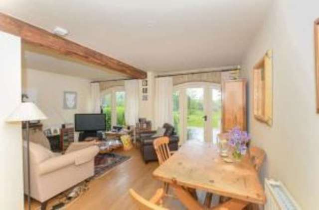  Image of 2 Bedroom Barn Conversion for sale at Lyneham Chipping Norton Lyneham, OX7 6QP