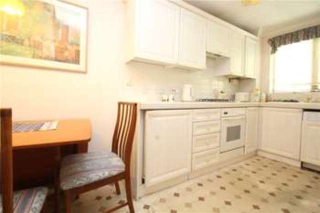  Image of 1 Bedroom End of Terrace for sale at Woking  Pyrford, GU22 8HT