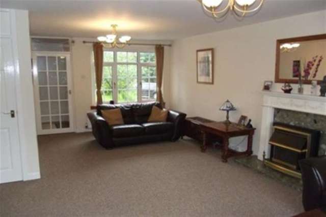  Image of 4 Bedroom Detached to rent at Larkhall, ML9 1QU