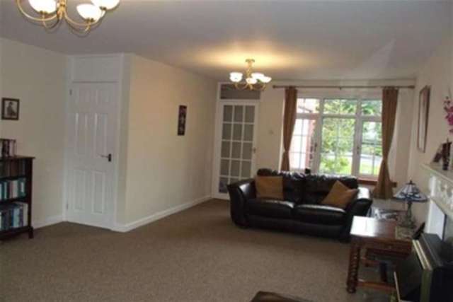  Image of 4 Bedroom Detached to rent at Larkhall, ML9 1QU