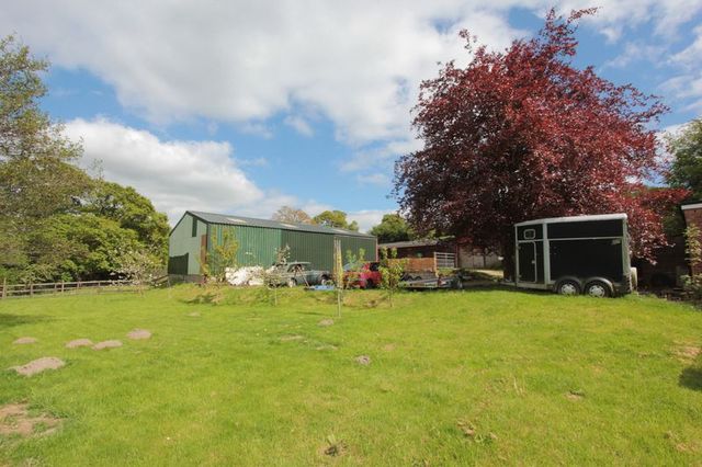 Image of 3 Bedroom Detached for sale at Nantglyn, LL16 5PE