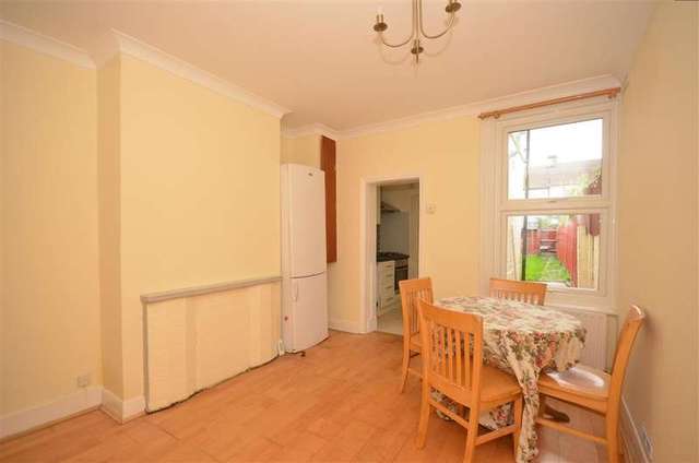  Image of 4 Bedroom Terraced for sale at Mitcham Surrey Mitcham, CR4 3DP