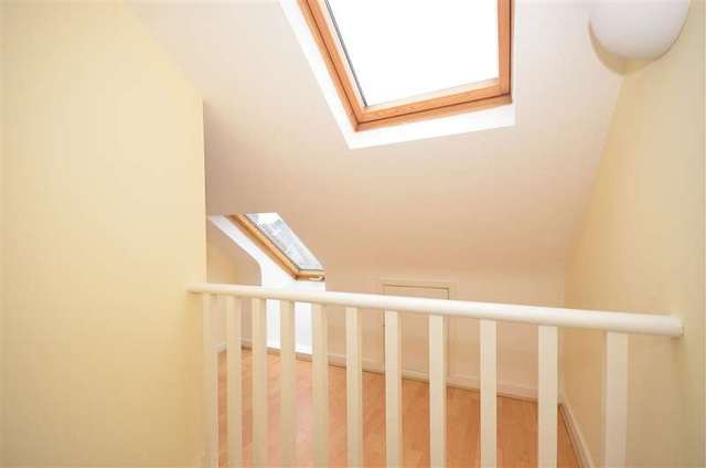 Image of 4 Bedroom Terraced for sale at Mitcham Surrey Mitcham, CR4 3DP