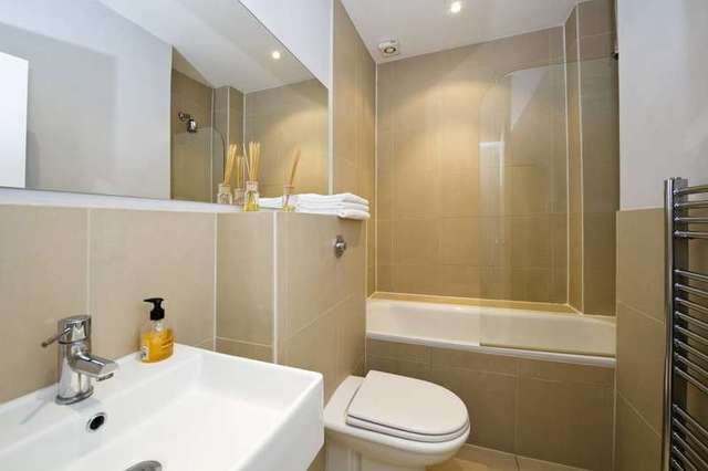  Image of 2 Bedroom Flat to rent at Ossington Street  Queensway, W2 4LY
