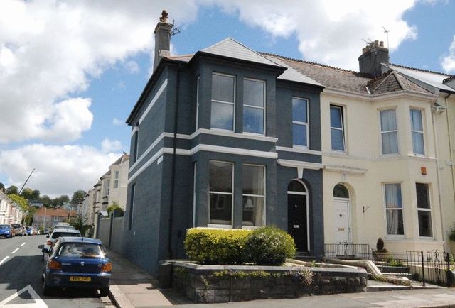  Image of 4 Bedroom Detached for sale at Peverell Park Road Peverell Plymouth, PL3 4NB