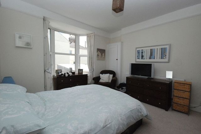  Image of 4 Bedroom Detached for sale at Peverell Park Road Peverell Plymouth, PL3 4NB