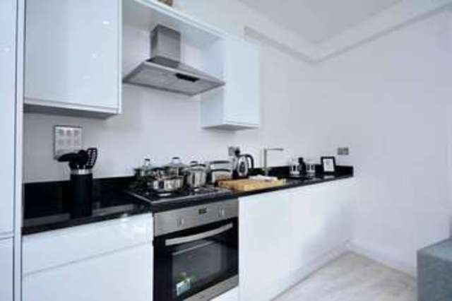  Image of 2 Bedroom Flat to rent at Commerical Road E1 1EN Commerical Road, E1 1EN