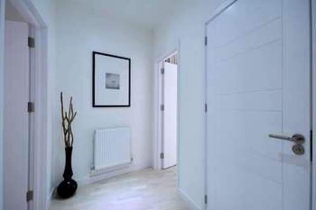  Image of 2 Bedroom Flat to rent at Commerical Road E1 1EN Commerical Road, E1 1EN