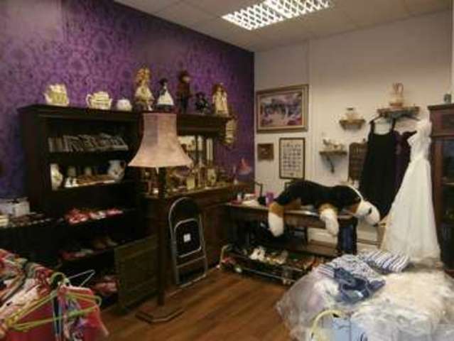  Image of Property to rent at Queens Road  Southport, PR9 9JF