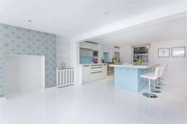  Image of 4 Bedroom Detached for sale at Hackney London Dalston, E8 3NB