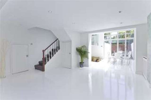  Image of 4 Bedroom Detached for sale at Hackney London Dalston, E8 3NB