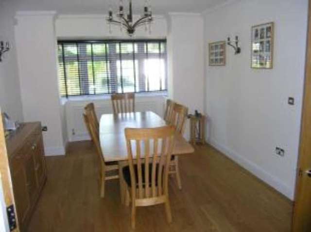  Image of 4 Bedroom Detached for sale at Rochford Essex Great Stambridge, SS4 1NP