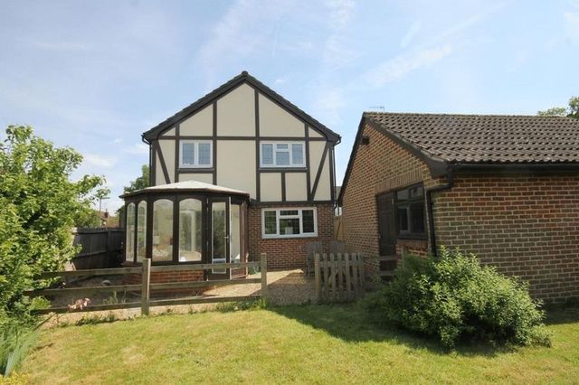  Image of 4 Bedroom Detached for sale at Russet Way North Holmwood Dorking, RH5 4TP