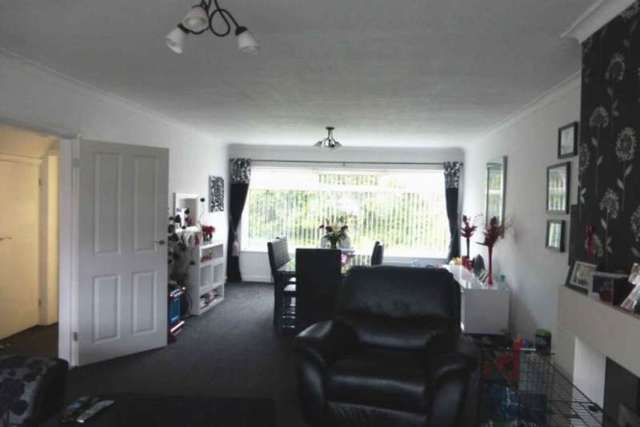  Image of 3 Bedroom Property to rent at SABDEN PLACE  LYTHAM ST ANNES, FY8 3QH