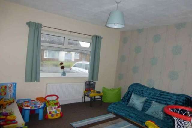  Image of 3 Bedroom Property to rent at SABDEN PLACE  LYTHAM ST ANNES, FY8 3QH