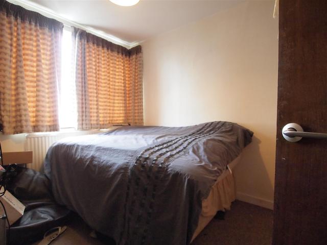  Image of 2 Bedroom Property to rent at Sentinel Square  London, NW4 2EN