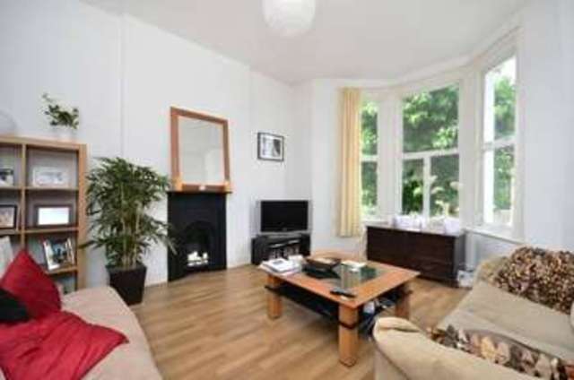  Image of 2 Bedroom Flat to rent at London W6 7PA London, W6 7PA