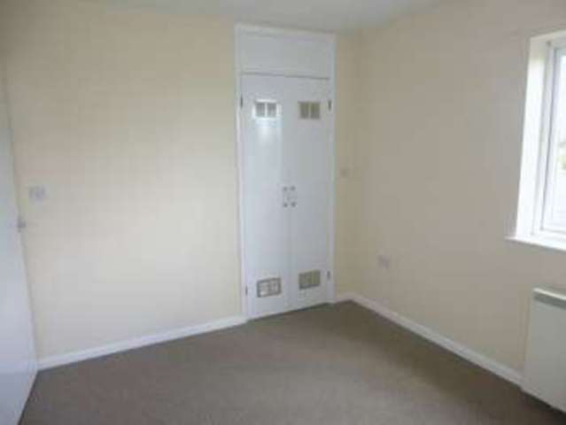  Image of 2 Bedroom Semi-Detached to rent at Silver Street Theddlethorpe Mablethorpe, LN12 1PA