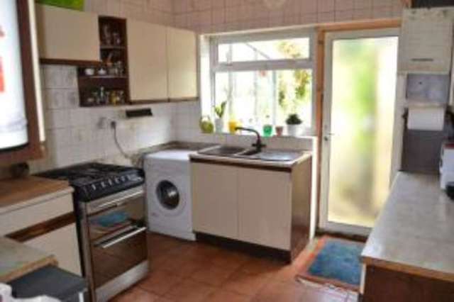 Image of 2 Bedroom Bungalow for sale at Whitfield Dover Whitfield, CT16 3EJ