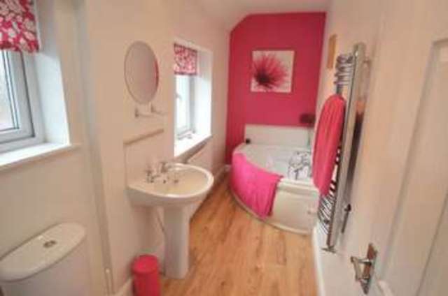  Image of 3 Bedroom Semi-Detached for sale at South Avenue  Rainworth, NG21 0JH