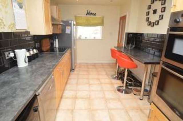  Image of 3 Bedroom Semi-Detached for sale at South Avenue  Rainworth, NG21 0JH