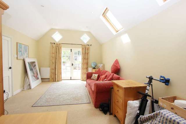  Image of 4 Bedroom Semi-Detached for sale at Spring Lane Aston Upthorpe Didcot, OX11 9EH