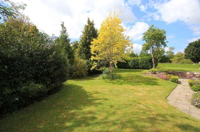  Image of 4 Bedroom Semi-Detached for sale at Spring Lane Aston Upthorpe Didcot, OX11 9EH